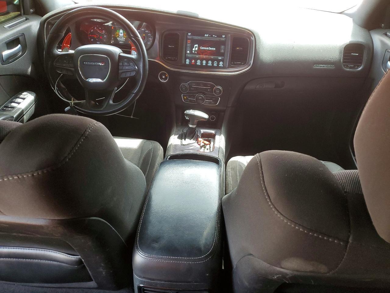 2017 Dodge Charger R - zdjęcie 8