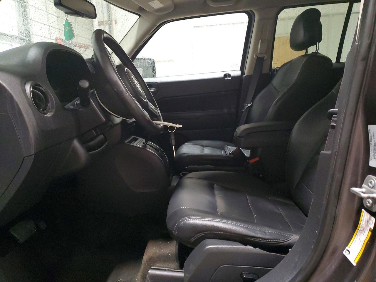 2015 Jeep Patriot Latitude - zdjęcie 7