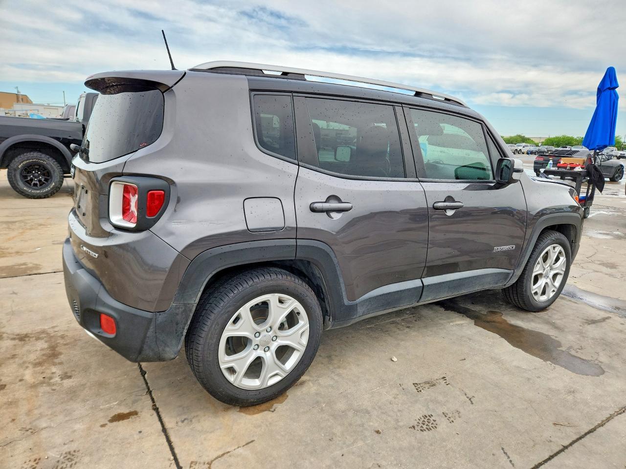 2018 Jeep Renegade Limited - zdjęcie 3