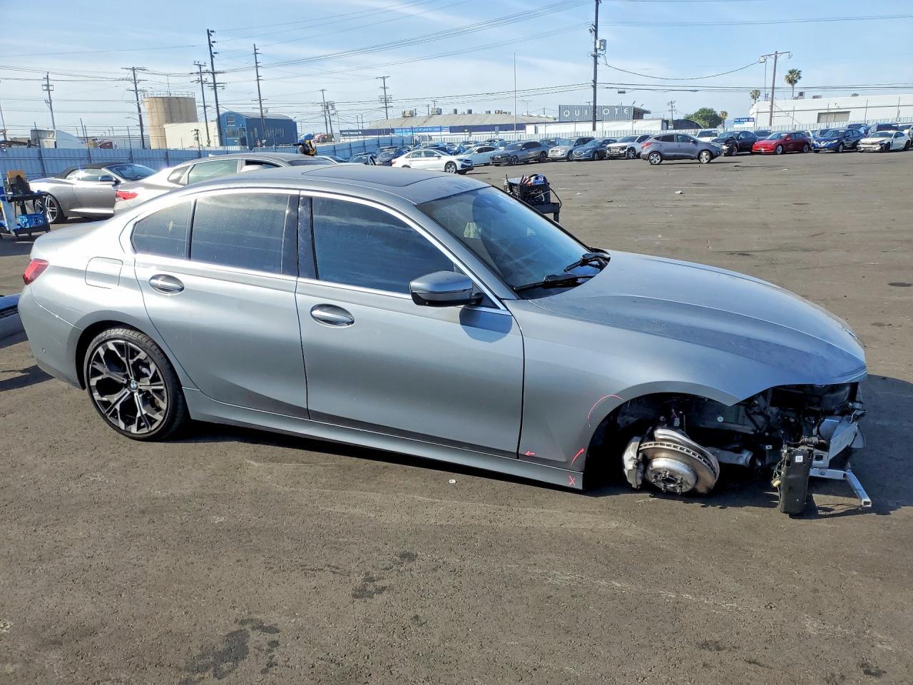 BMW Seria 3 - zdjęcie 4
