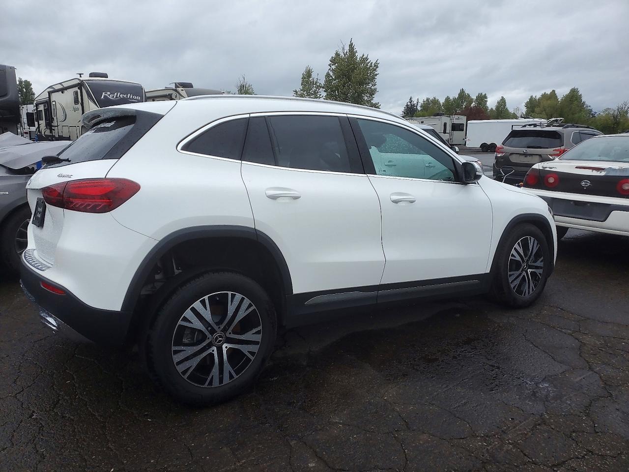 2026 Mercedes-Benz Gla 250 4Matic - zdjęcie 3