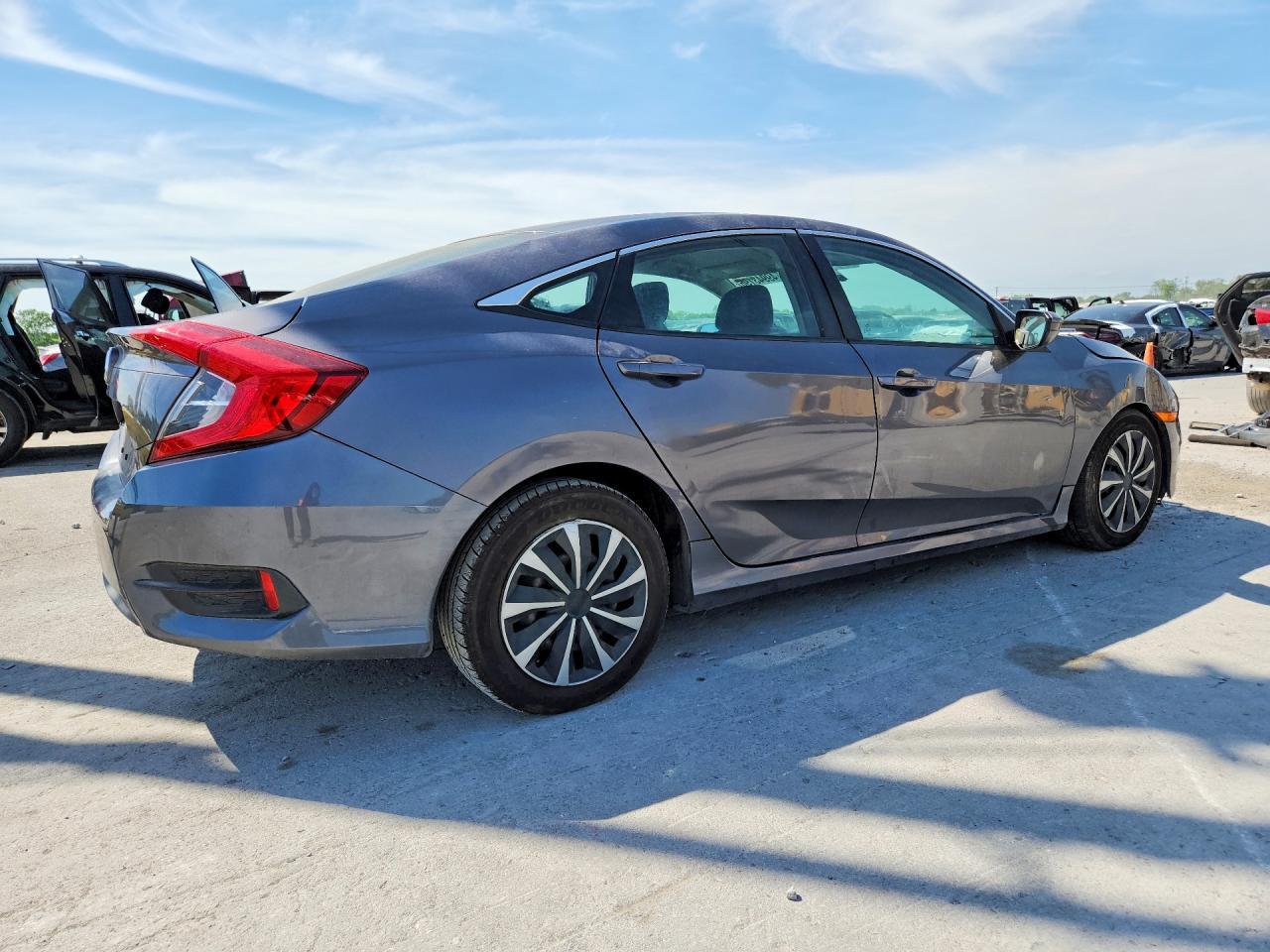 2017 Honda Civic Lx - zdjęcie 3