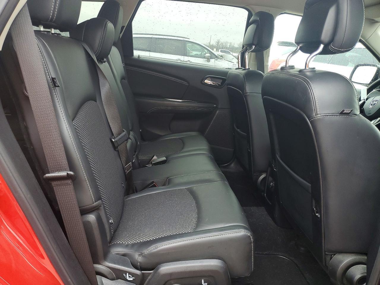 2019 Dodge Journey Crossroad - zdjęcie 11