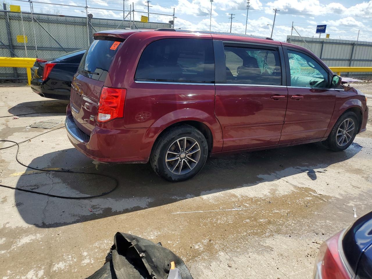 2017 Dodge Grand Caravan Sxt - zdjęcie 3