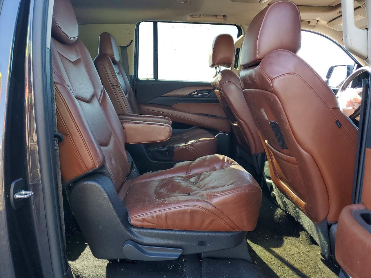 2016 Cadillac Escalade Esv Luxury - zdjęcie 11