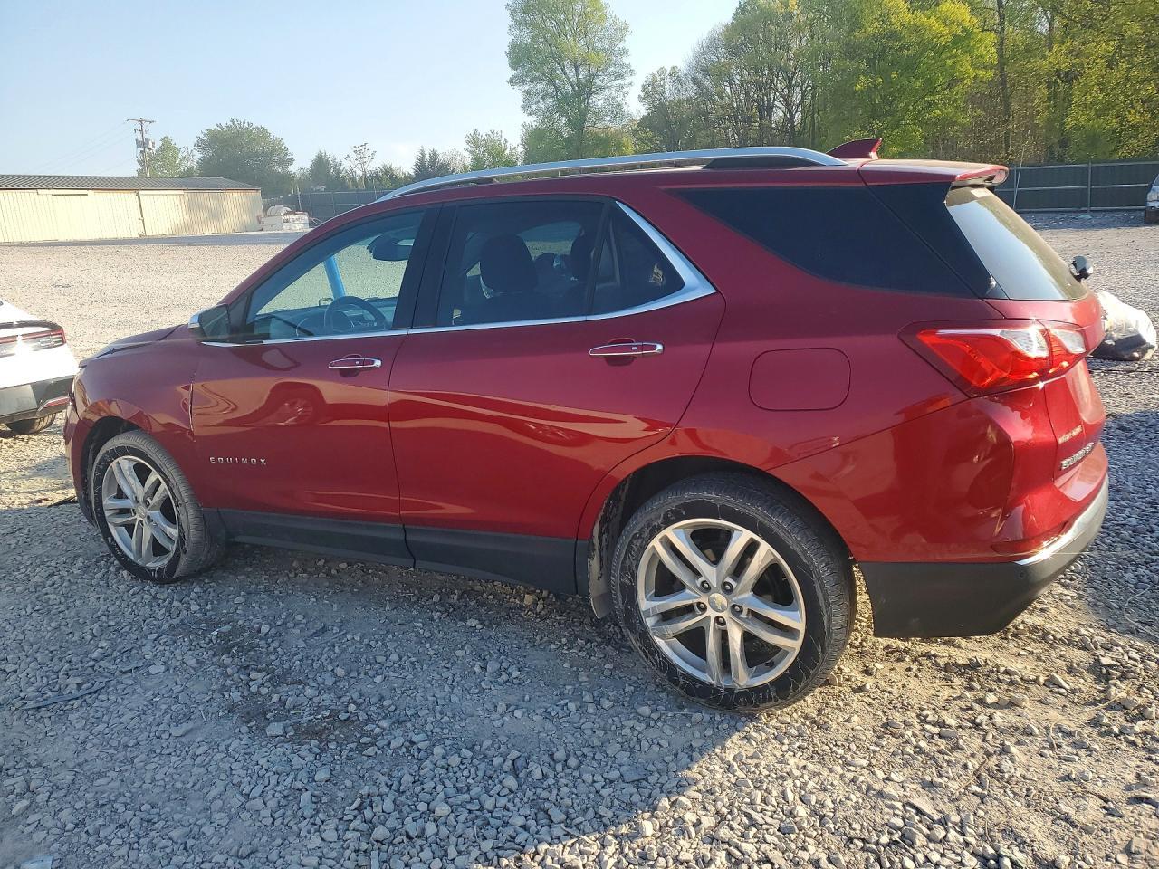 2019 Chevrolet Equinox Premier - zdjęcie 2