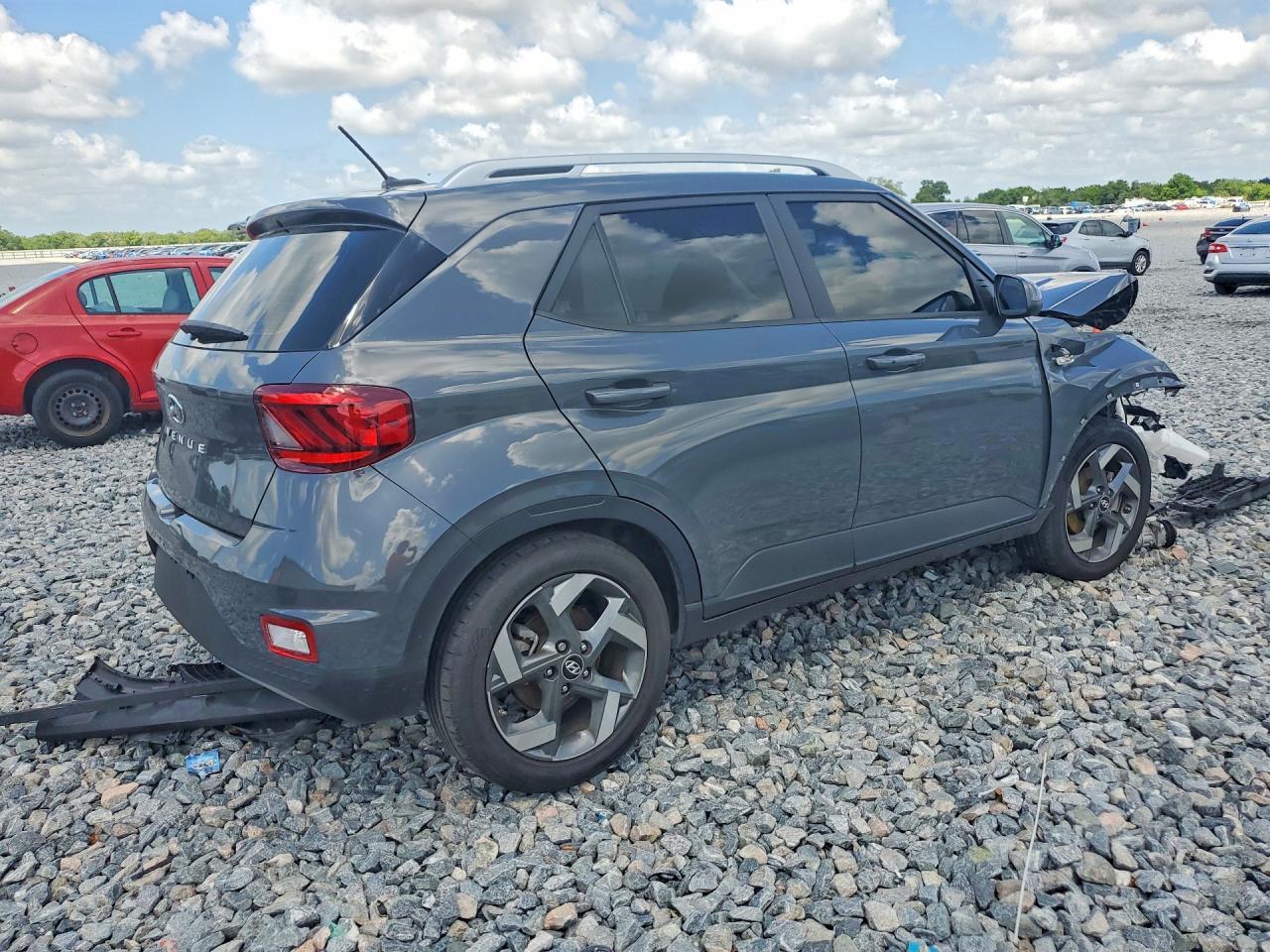 2024 Hyundai Venue Sel - zdjęcie 3