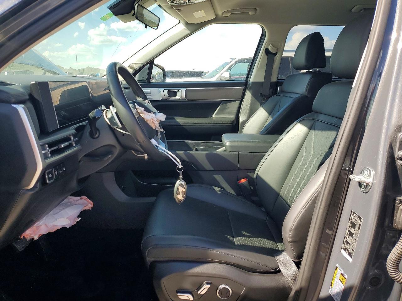 2025 Hyundai Santa Fe Sel - zdjęcie 7