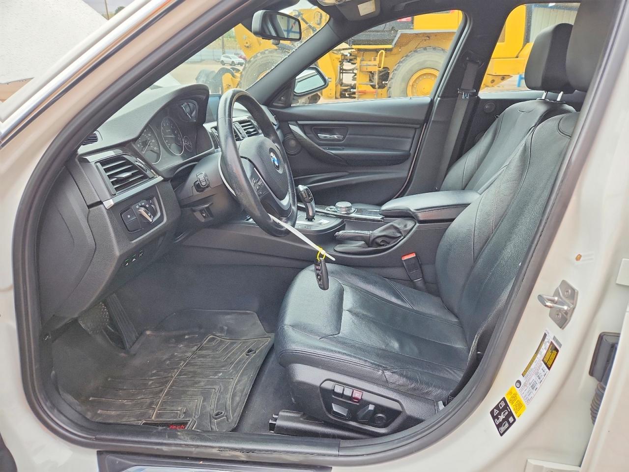 2015 BMW 328 Xi - zdjęcie 7