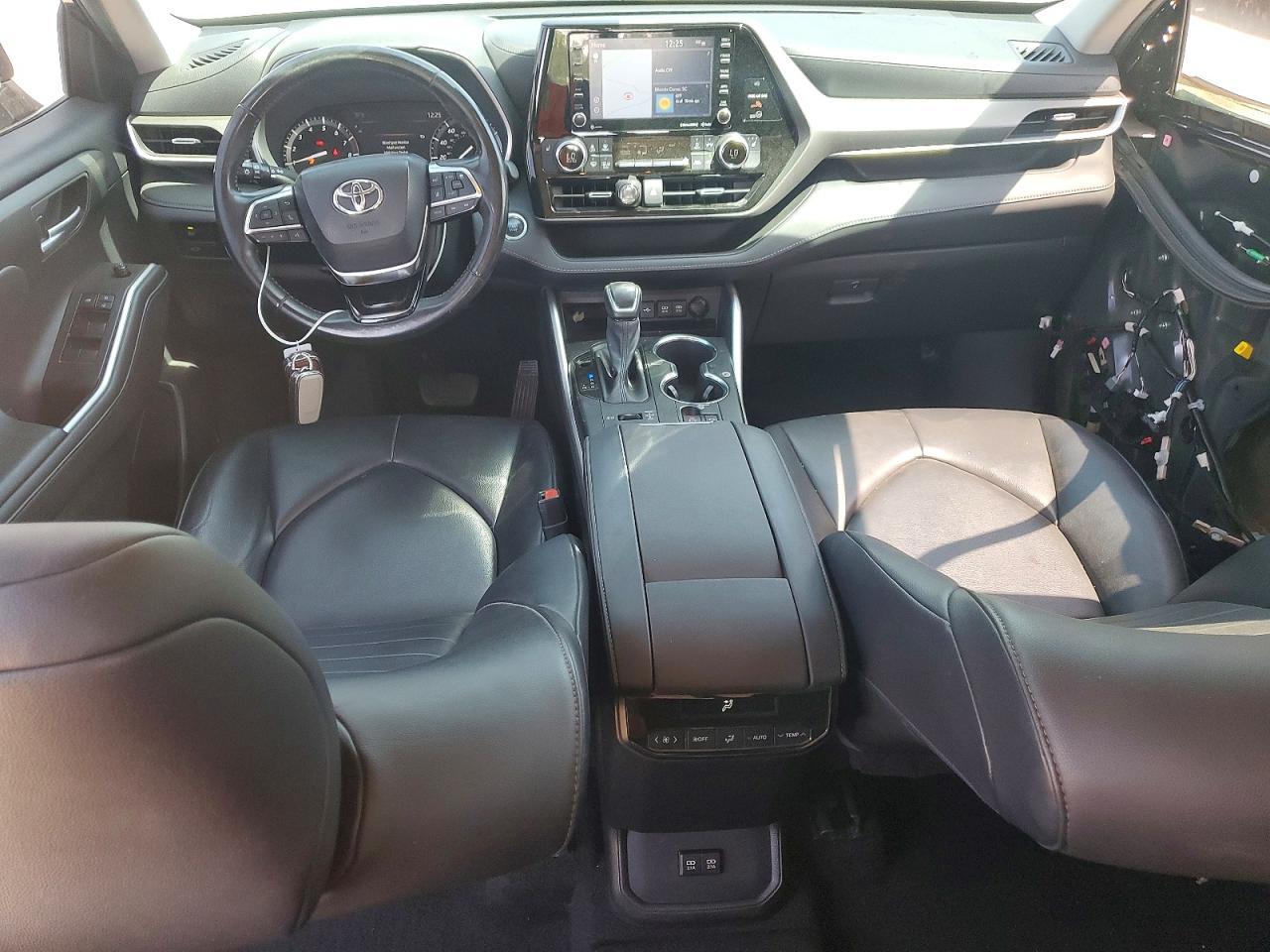 2020 Toyota Highlander Xle - zdjęcie 8