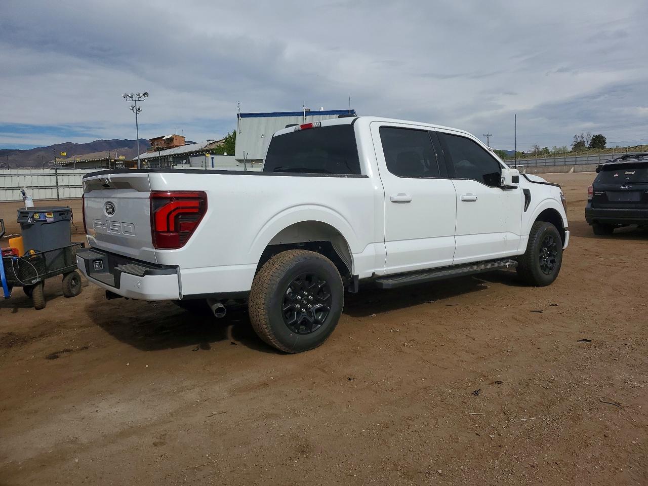 2026 Ford F150 Lariat - zdjęcie 3