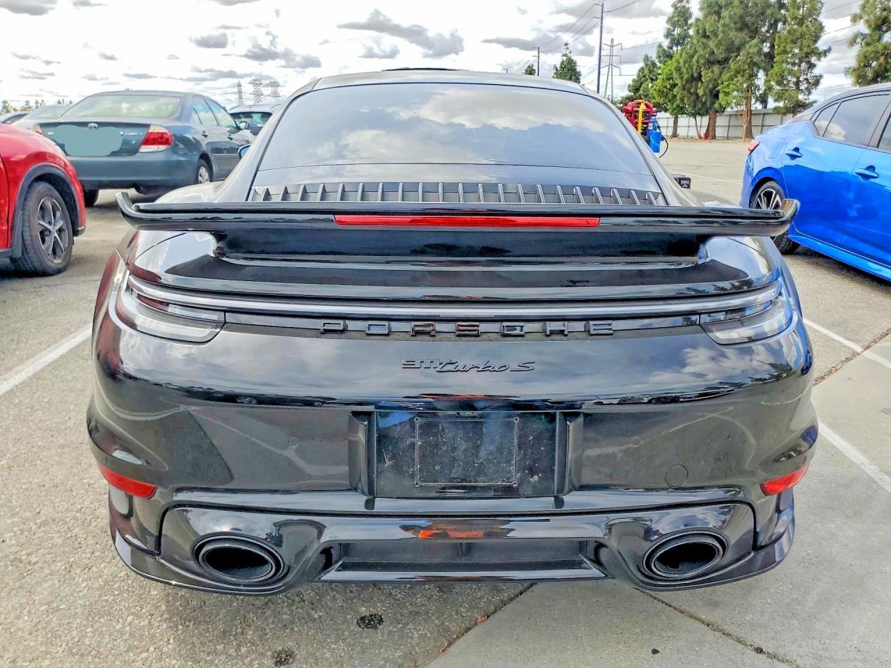 2023 Porsche 911 Turbo - zdjęcie 6