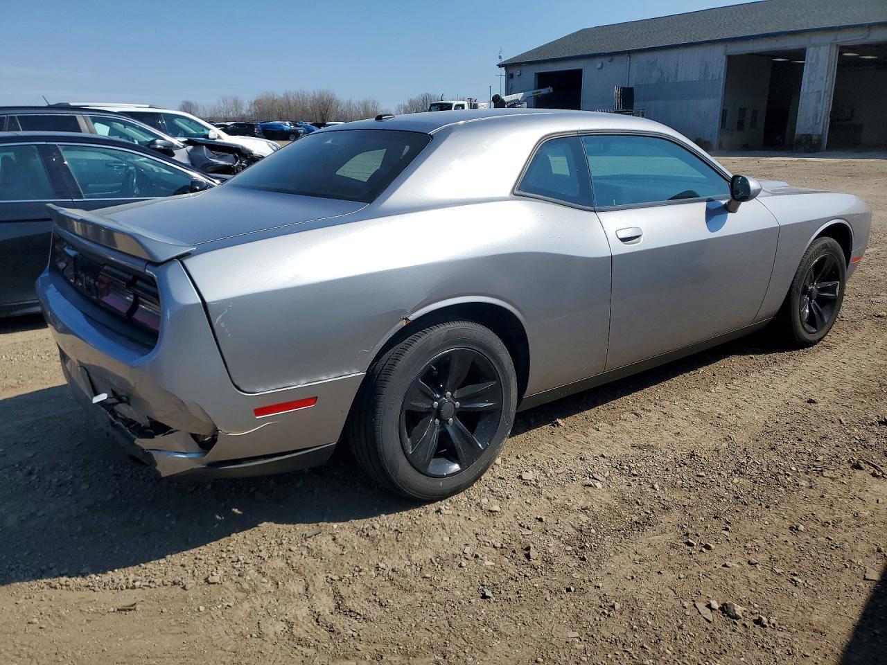 2018 Dodge Challenger Sxt - zdjęcie 3