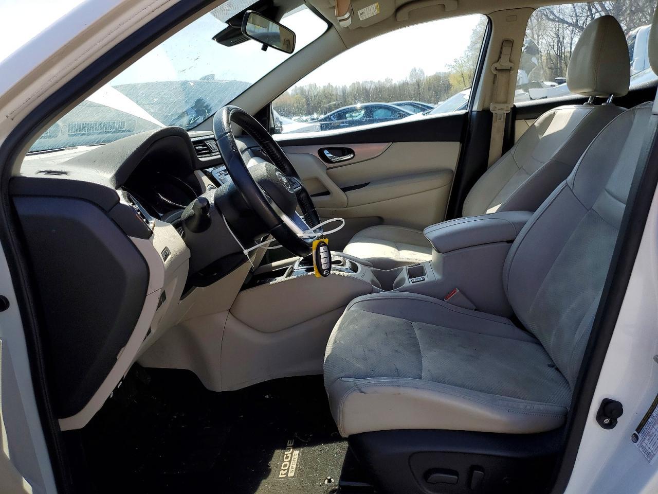 2020 Nissan Rogue Sport Sv - zdjęcie 7