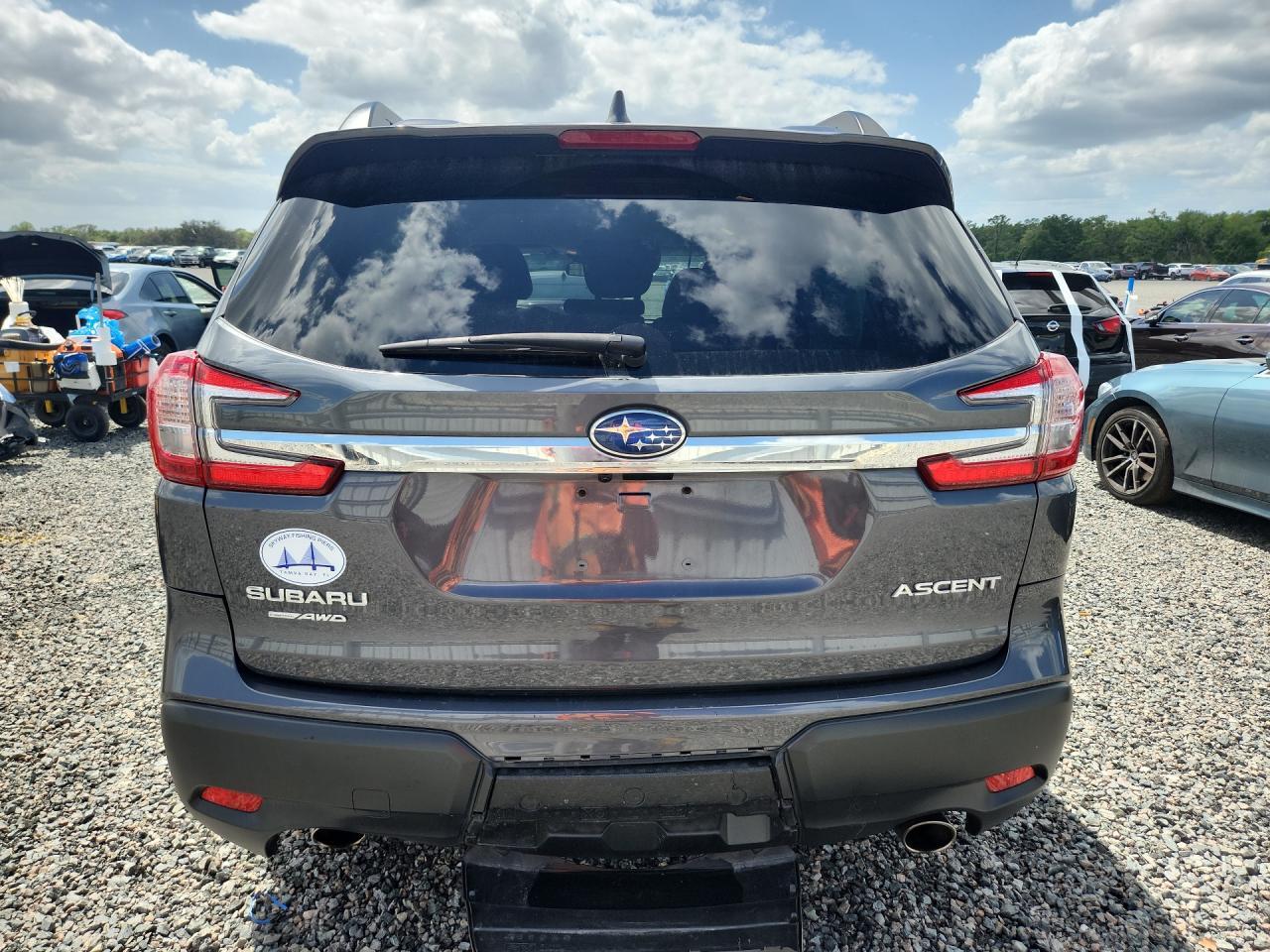 2024 Subaru Ascent Premium - zdjęcie 6