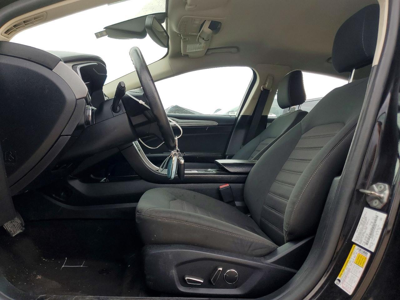 2020 Ford Fusion Se - zdjęcie 7