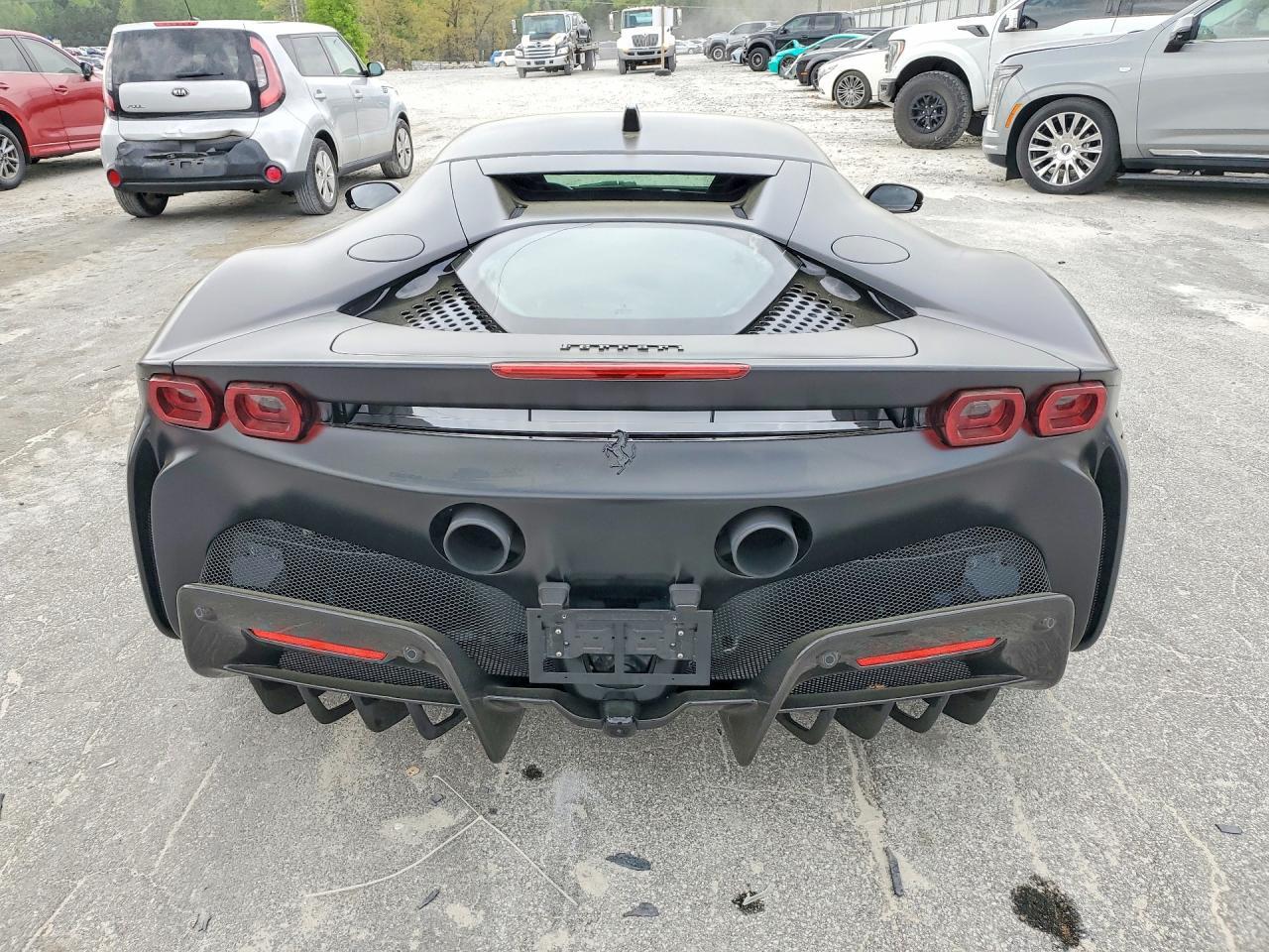 2022 Ferrari Sf 90 Stradale - zdjęcie 6