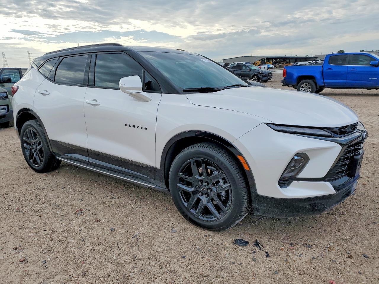 2025 Chevrolet Blazer Rs - zdjęcie 4