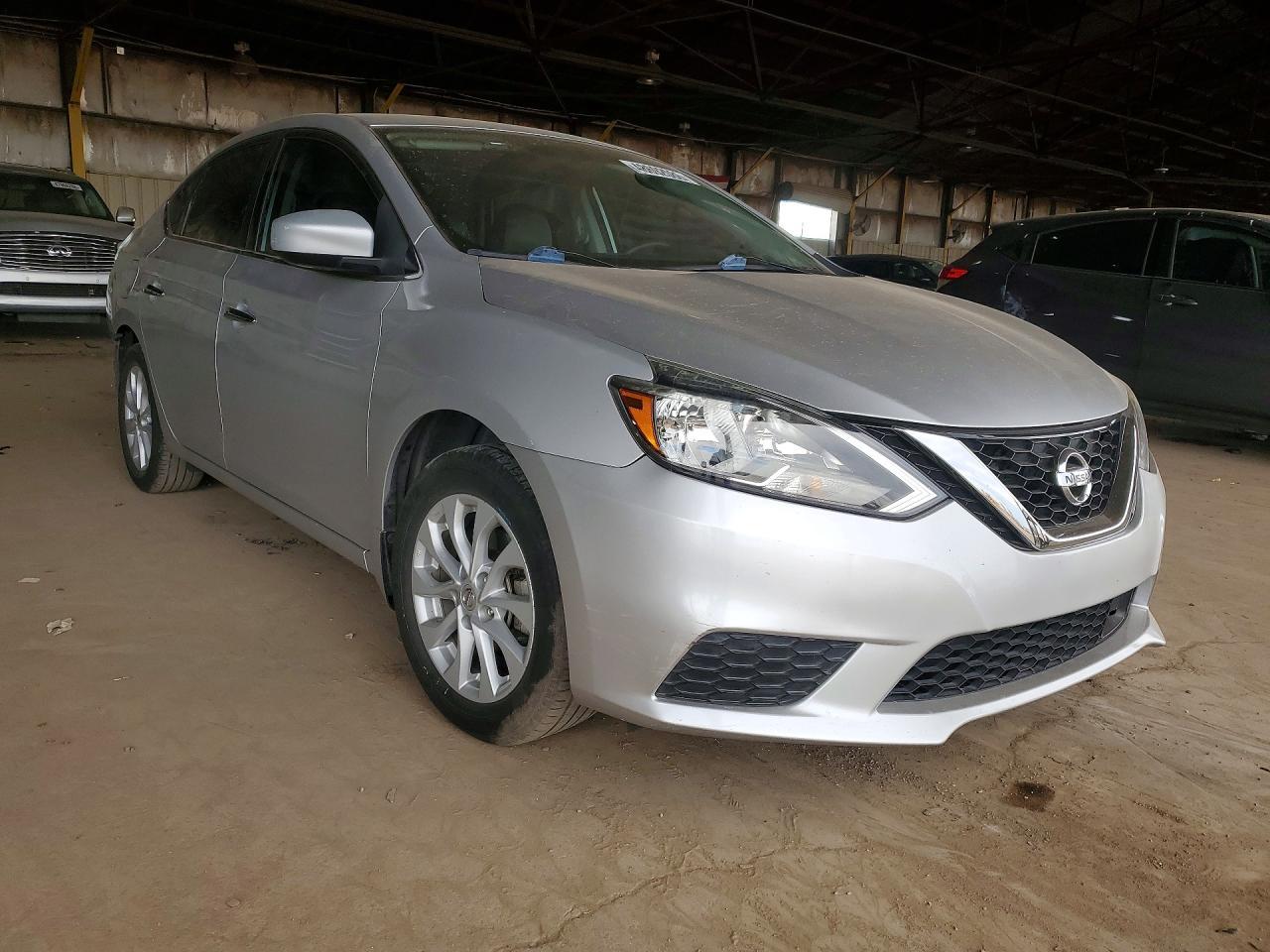 2018 Nissan Sentra Sv - zdjęcie 4