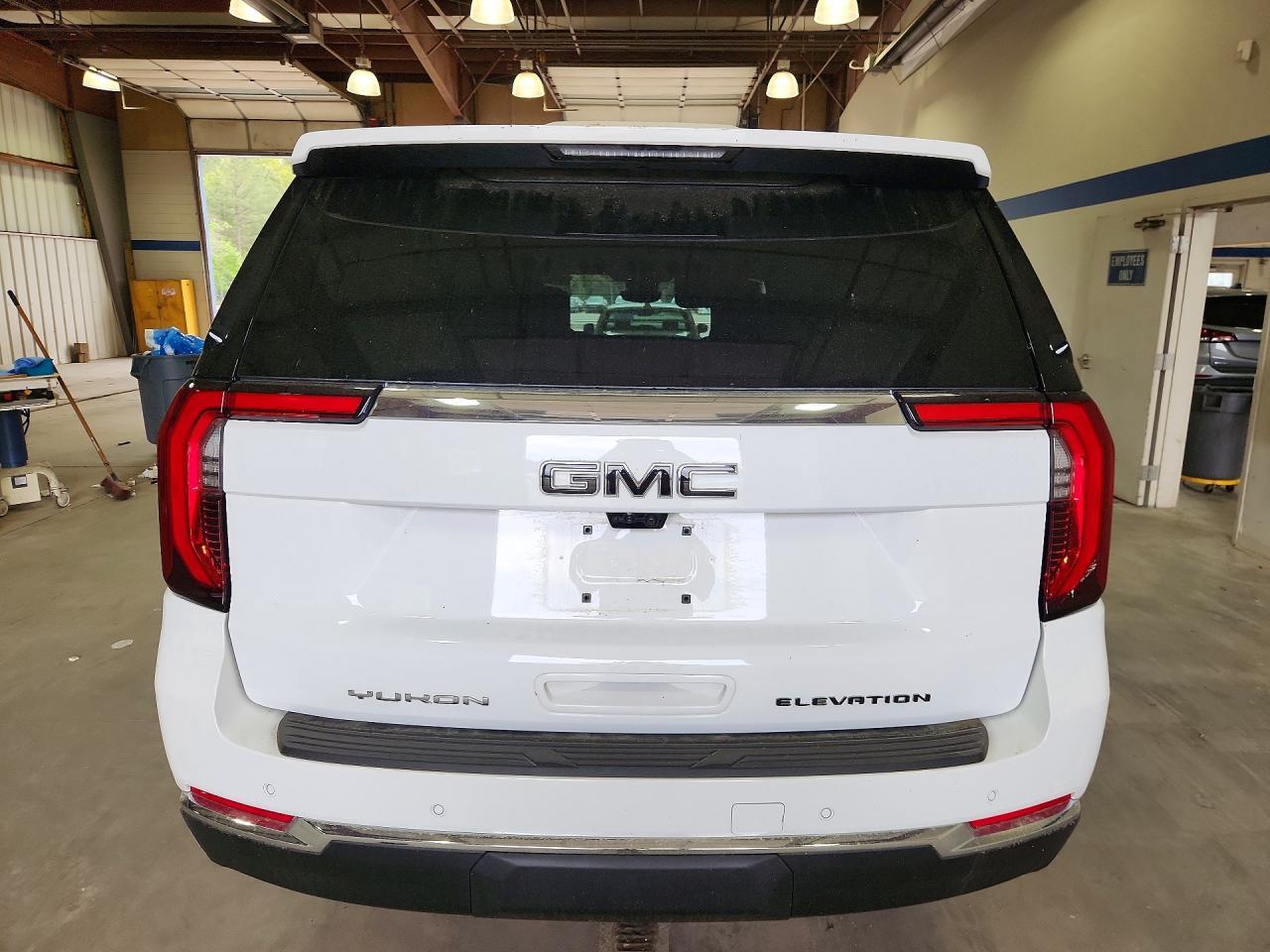 2026 GMC Yukon Elevation - zdjęcie 6