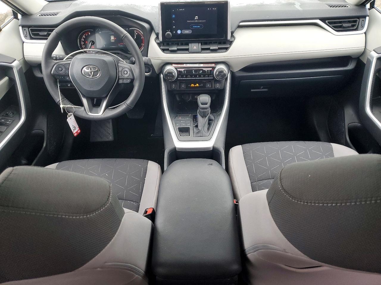 2025 Toyota Rav4 Xle - zdjęcie 8