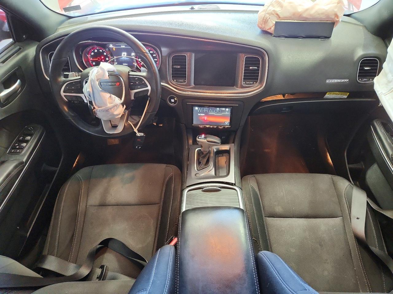 2018 Dodge Charger R - zdjęcie 8