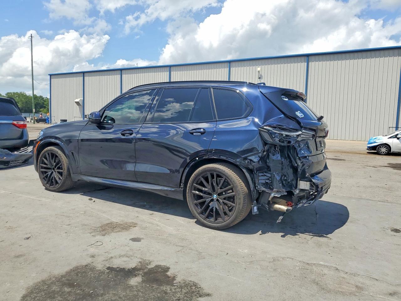 2021 BMW X5 Sdrive 40I - zdjęcie 2