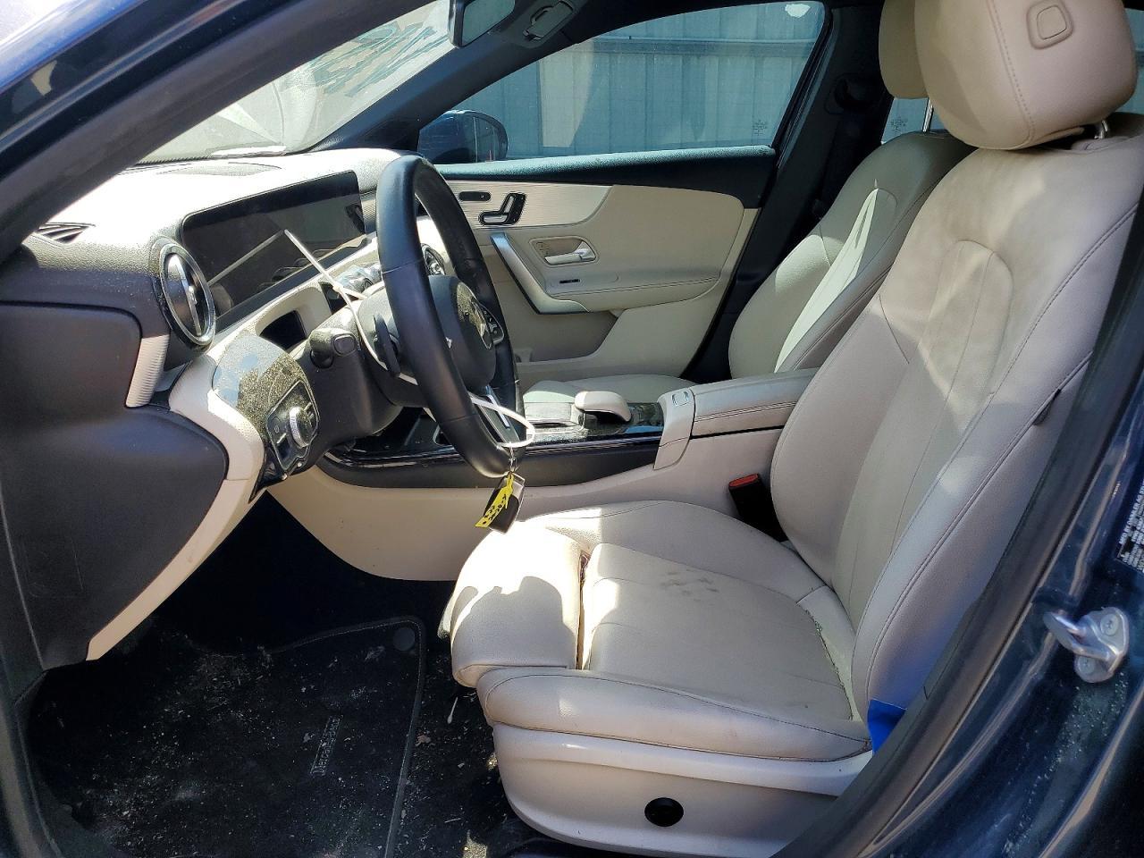 2019 Mercedes-Benz A 220 - zdjęcie 7