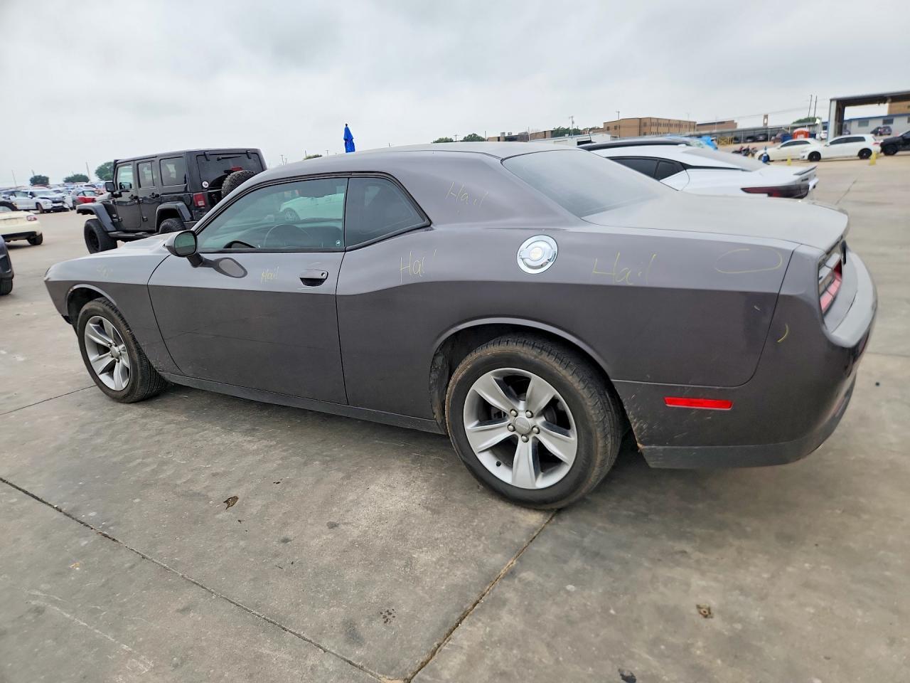 2017 Dodge Challenger Sxt - zdjęcie 2