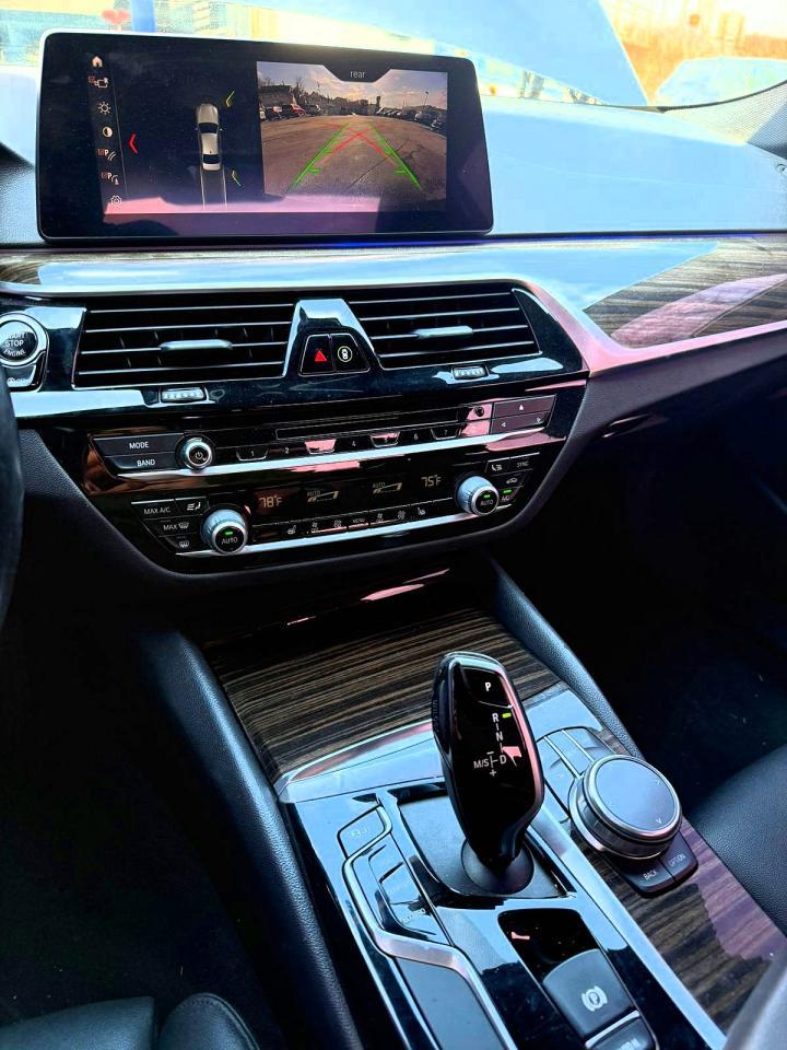 2019 BMW 530 I - zdjęcie 6
