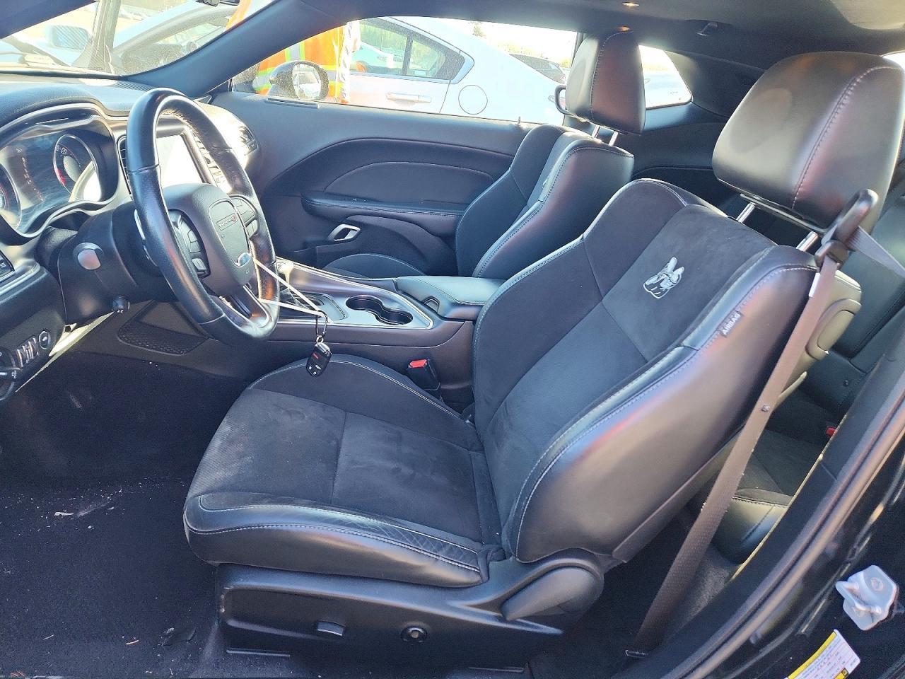 2018 Dodge Challenger R - zdjęcie 7