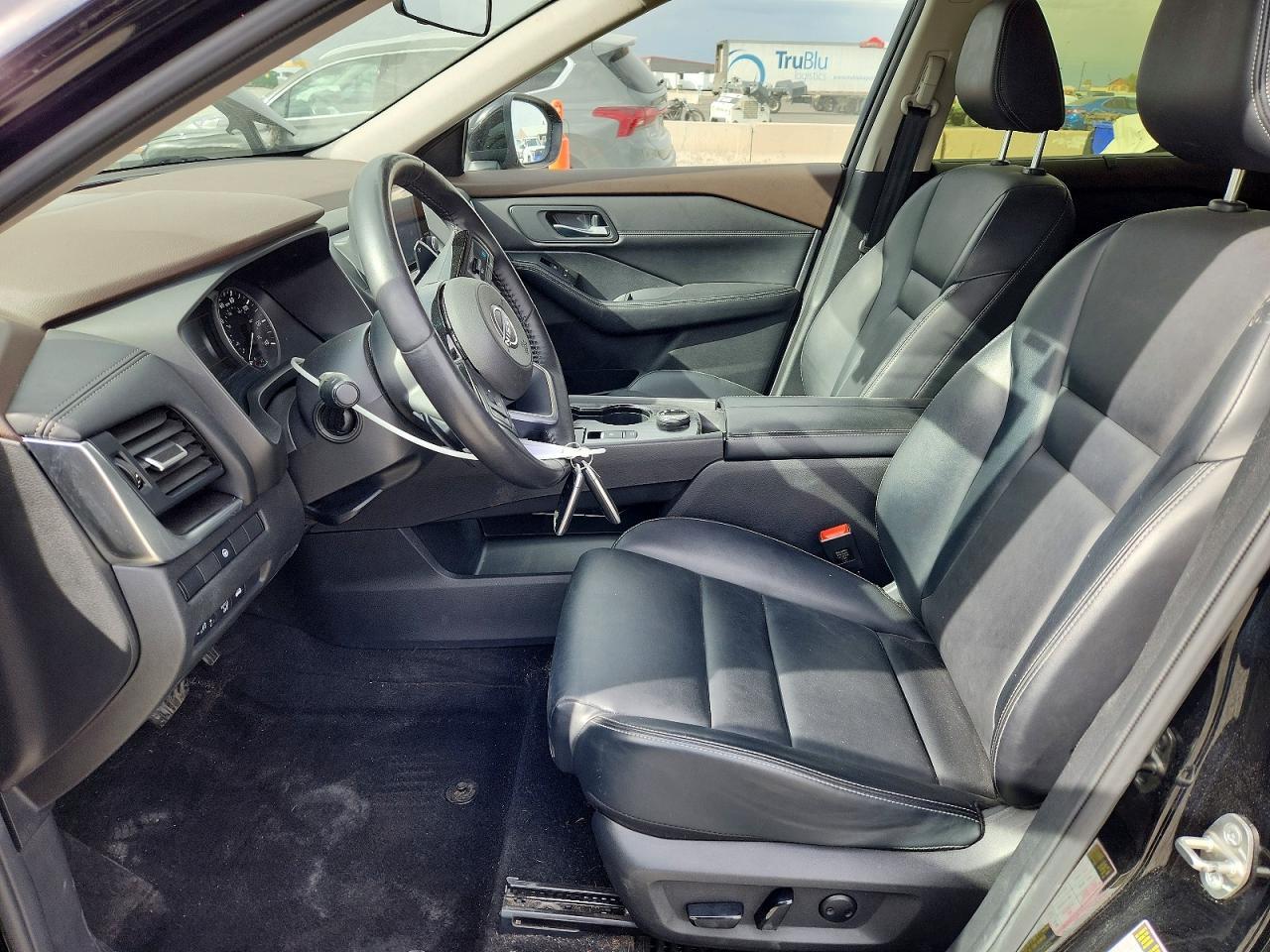 2023 Nissan Rogue Sv - zdjęcie 7