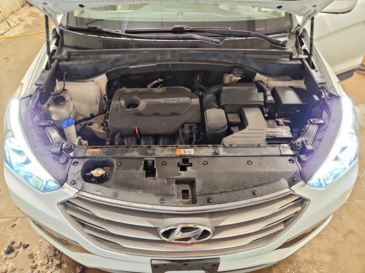 2017 Hyundai Santa Fe Sport 2.4L - zdjęcie 12