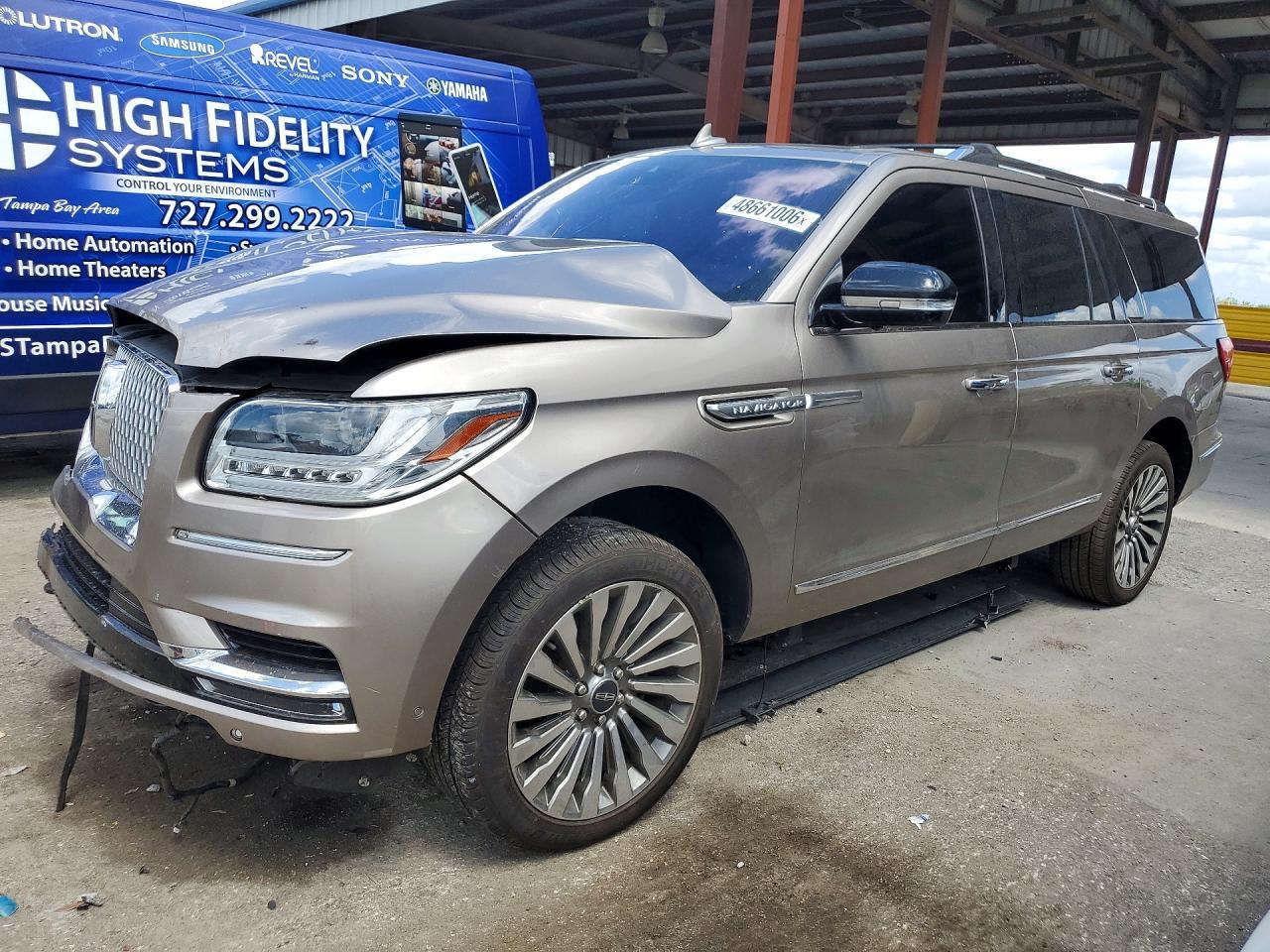 2019 Lincoln Navigator L Reserve - zdjęcie główne