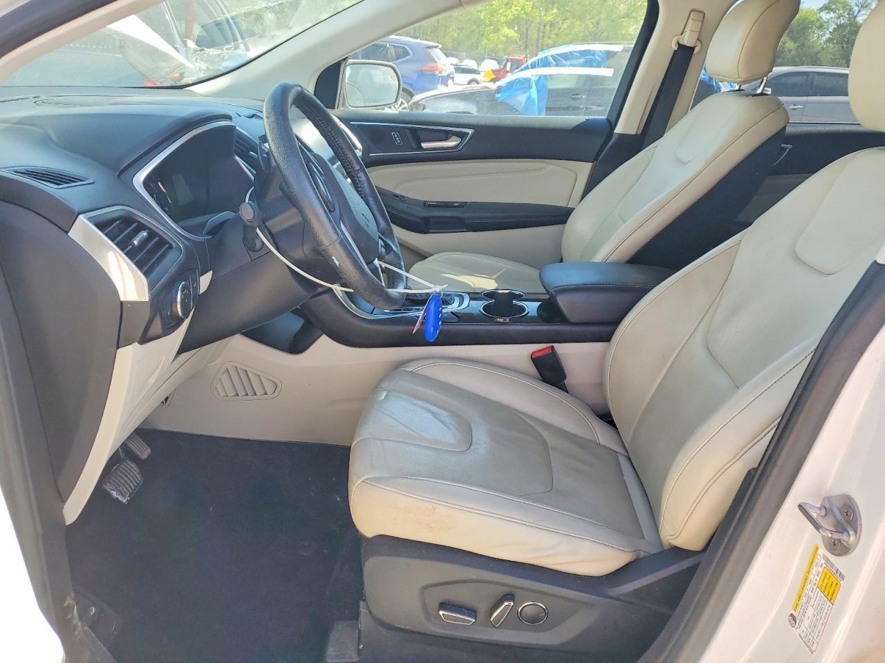 2016 Ford Edge Titanium - zdjęcie 7