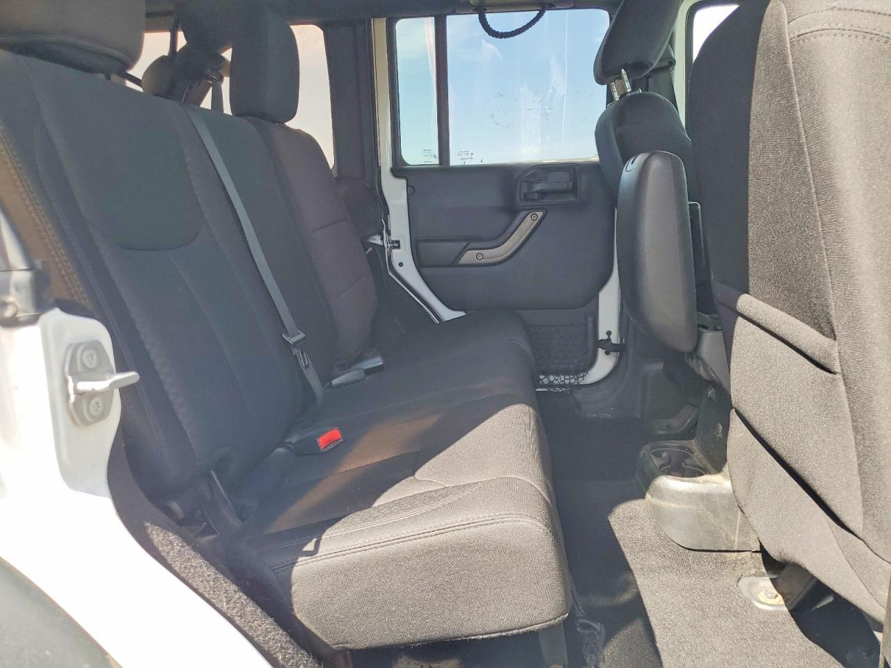 2018 Jeep Wrangler Unlimited Sport - zdjęcie 10