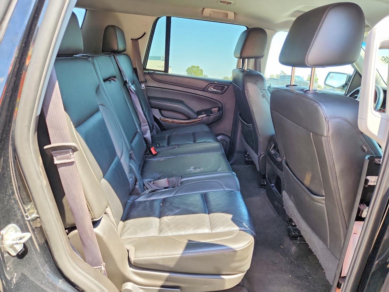 2016 Chevrolet Tahoe C1500 Lt - zdjęcie 11