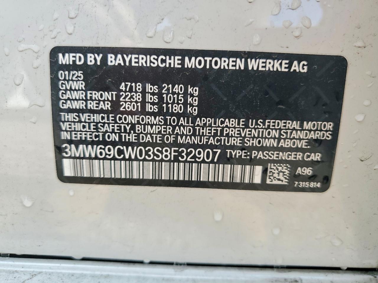 2025 BMW 330I - zdjęcie 12