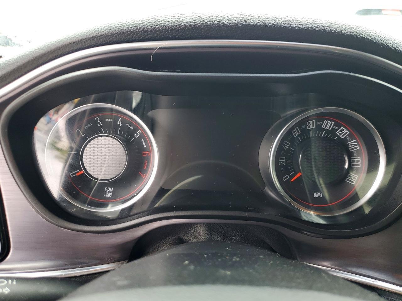 2018 Dodge Challenger R - zdjęcie 9