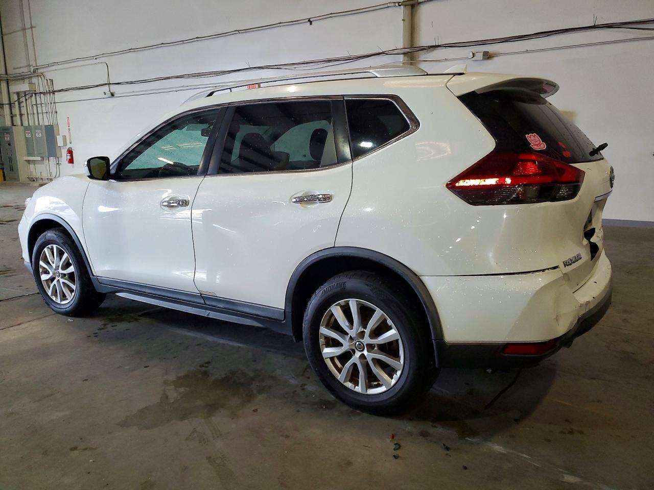 2018 Nissan Rogue Sv - zdjęcie 2