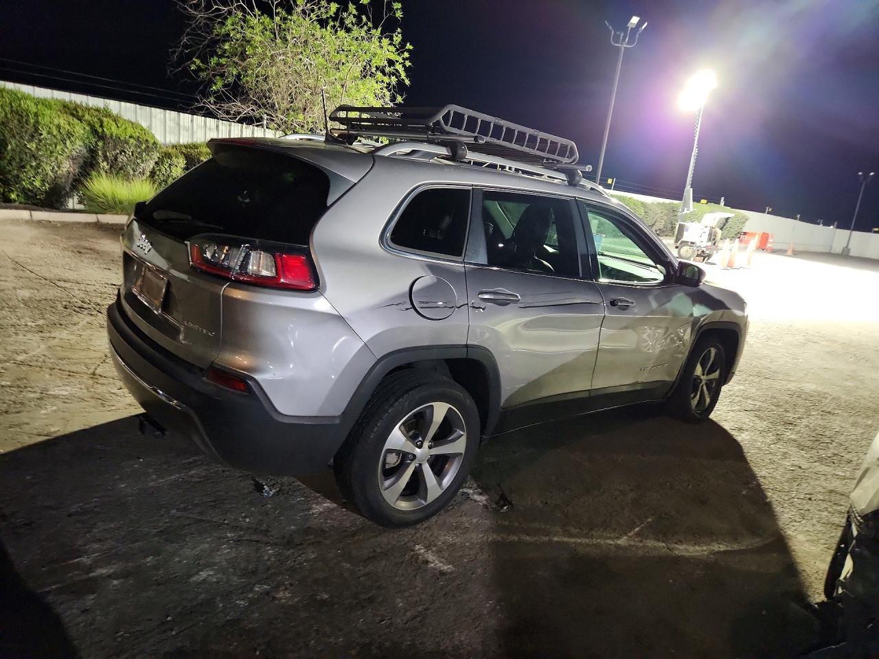 2020 Jeep Cherokee Limited - zdjęcie 3