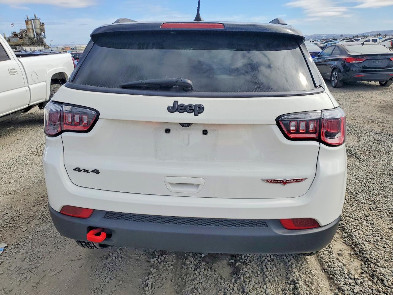 2020 Jeep Compass Trailhawk - zdjęcie 6