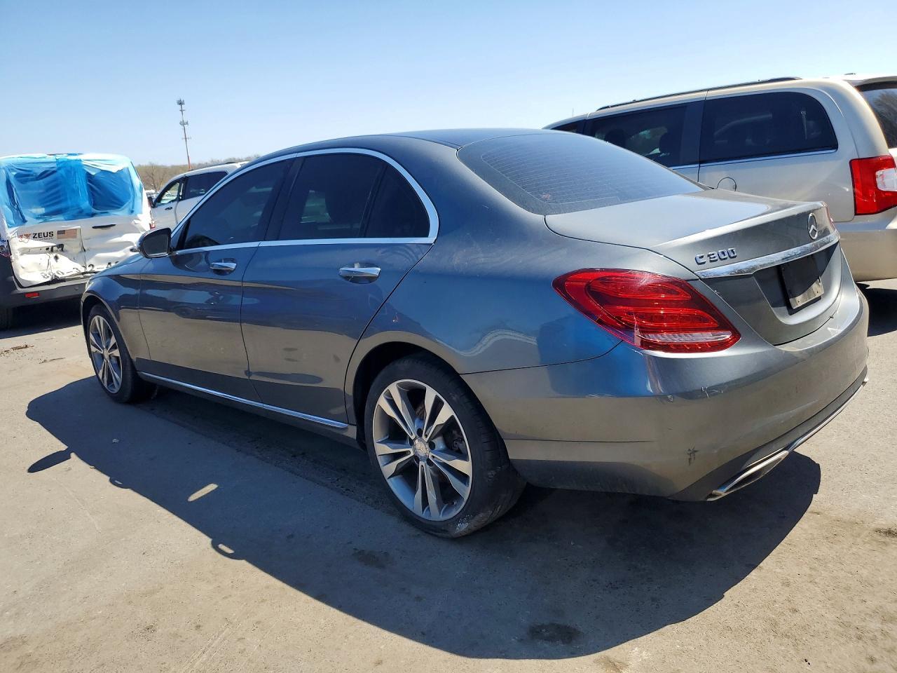 2017 Mercedes-Benz C 300 4Matic - zdjęcie 2