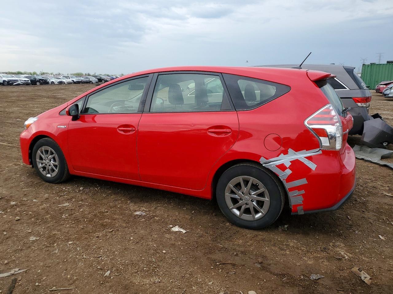 2016 Toyota Prius V Four - zdjęcie 2