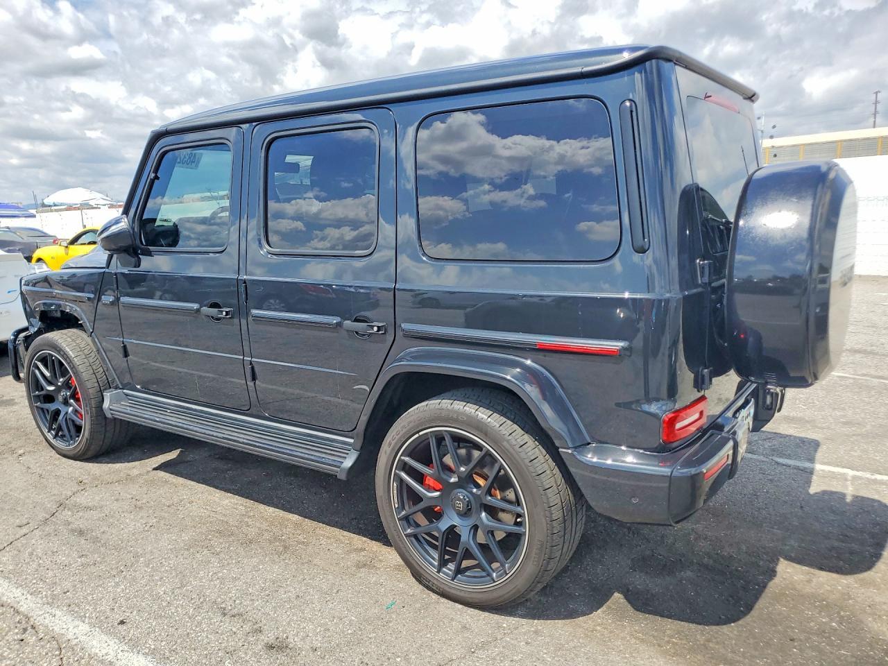 2023 Mercedes-Benz G 63 Amg - zdjęcie 2