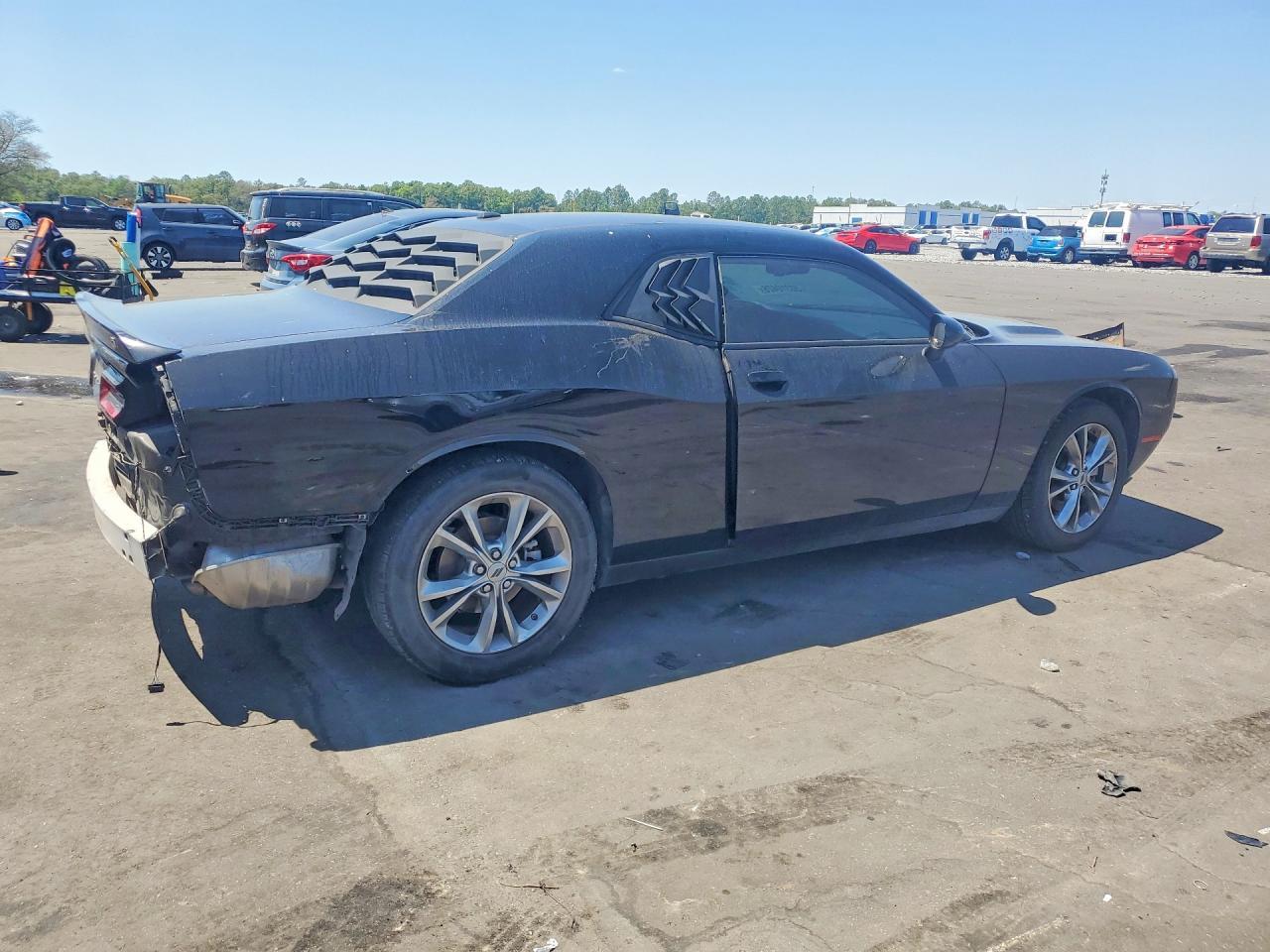 2023 Dodge Challenger Sxt - zdjęcie 3