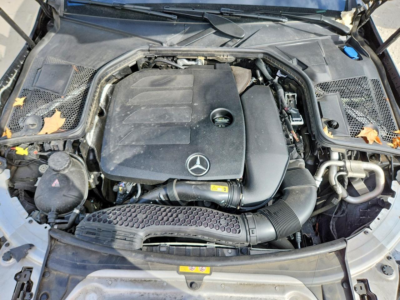 2020 Mercedes-Benz C 300 4Matic - zdjęcie 11