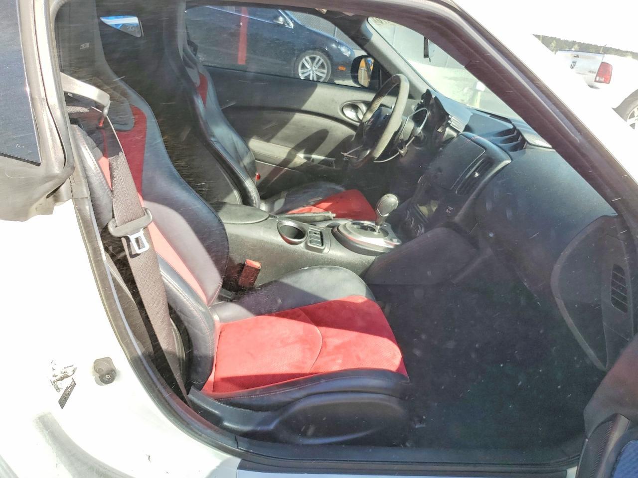 2015 Nissan 370Z Base - zdjęcie 10