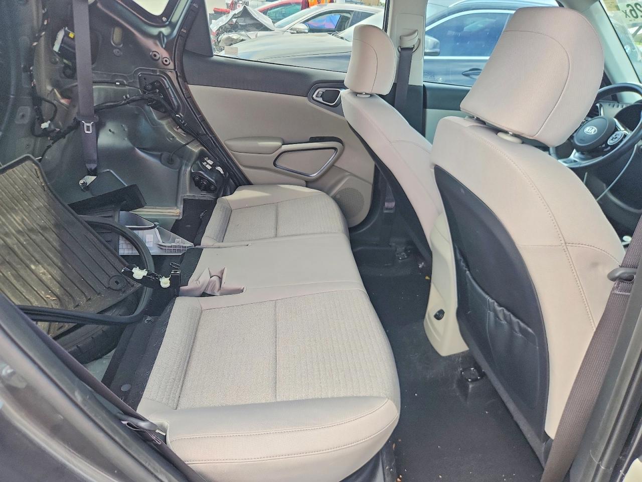 2021 Kia Soul Ex - zdjęcie 11