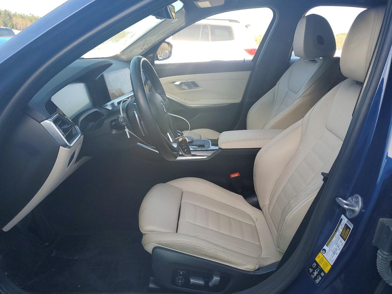 2021 BMW 330Xi - zdjęcie 7